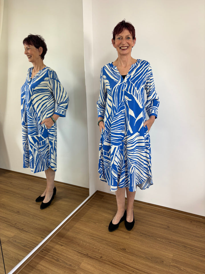 Blaues Kleid V-Ausschnitt Palmenmuster - Vera Meyer