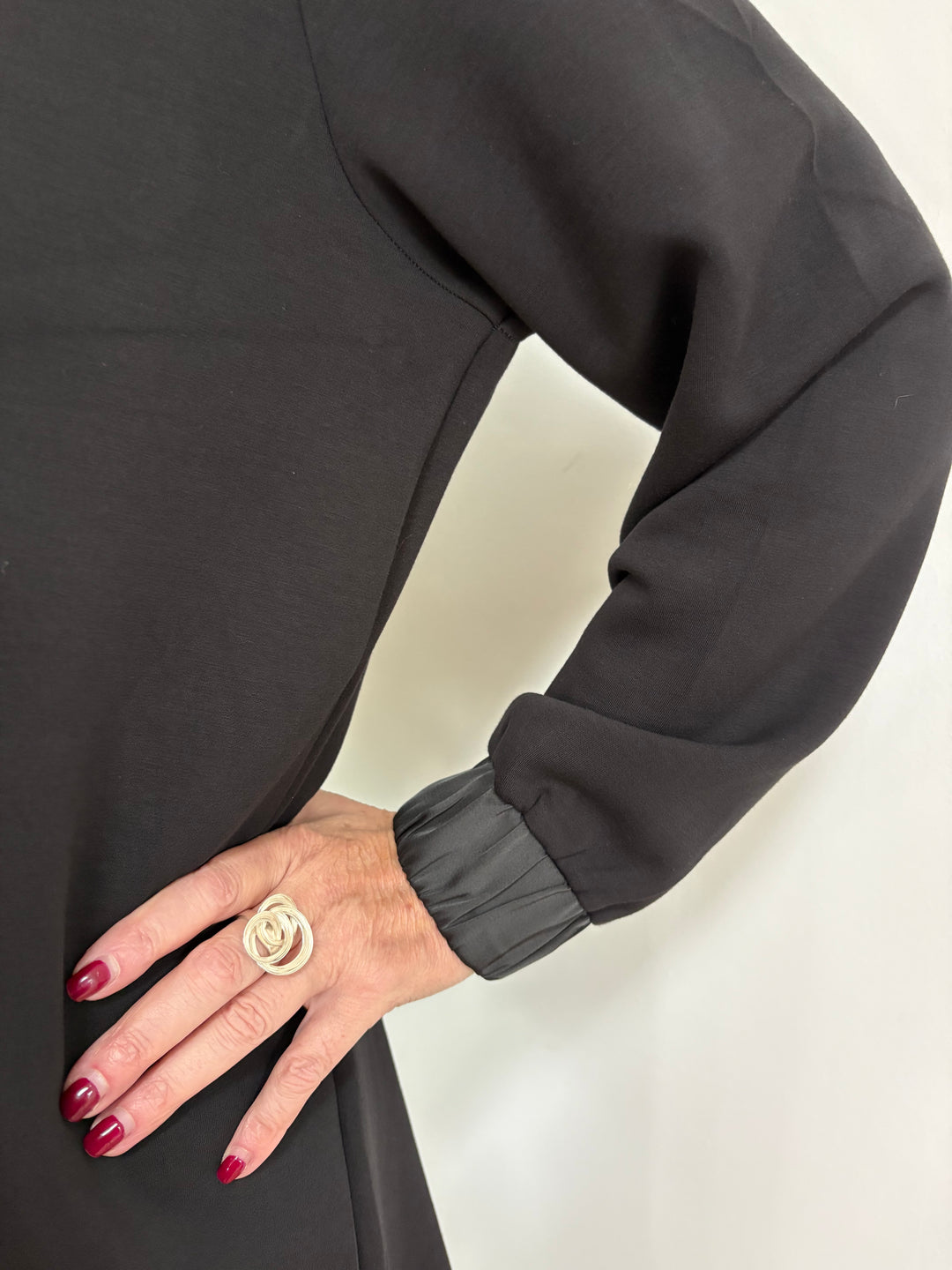 Kapuzen Kleid mit Spitze Schwarz - Vera Meyer