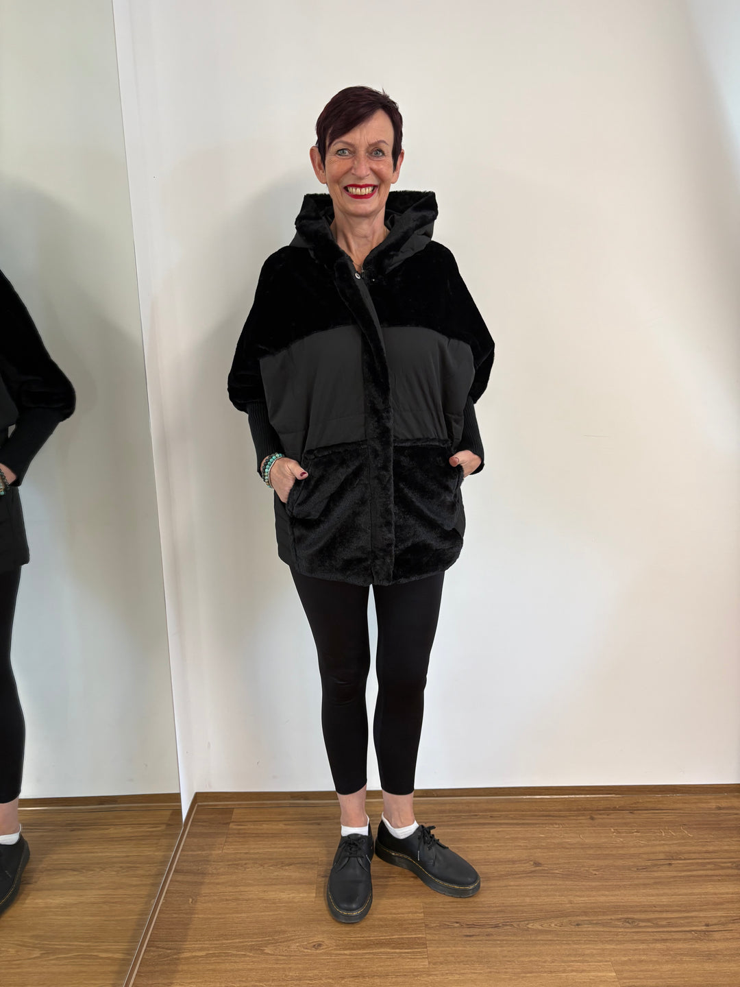 Coole Herbst/Winterjacke mit Kapuze - Vera Meyer